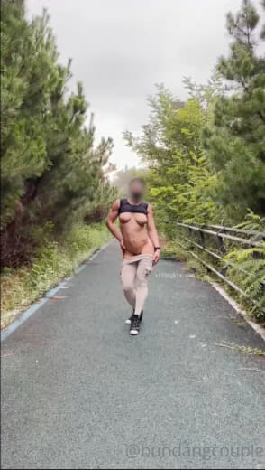 【2023_02_06】I'm_getting_more_and_more_detached_The_person_behind.m4v